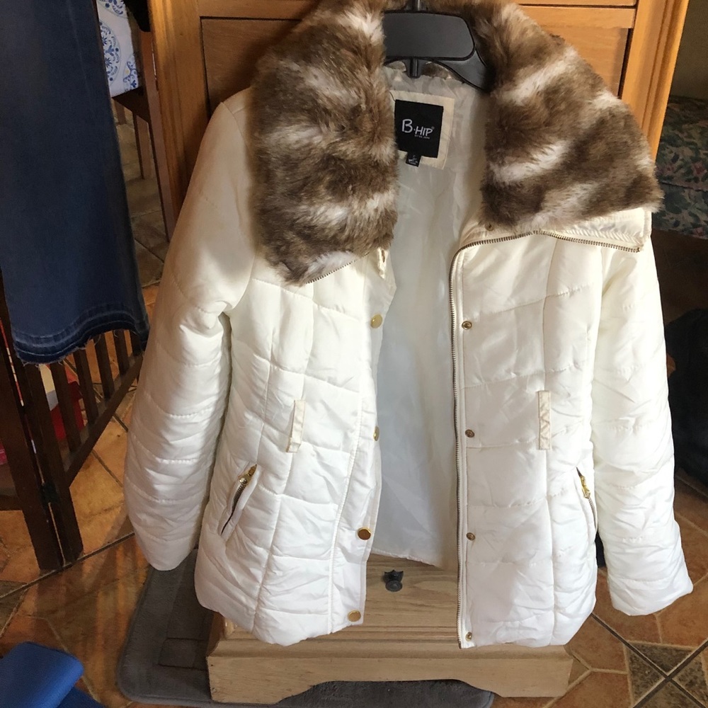 NWOT Faux fur lightweight coat or jacket
